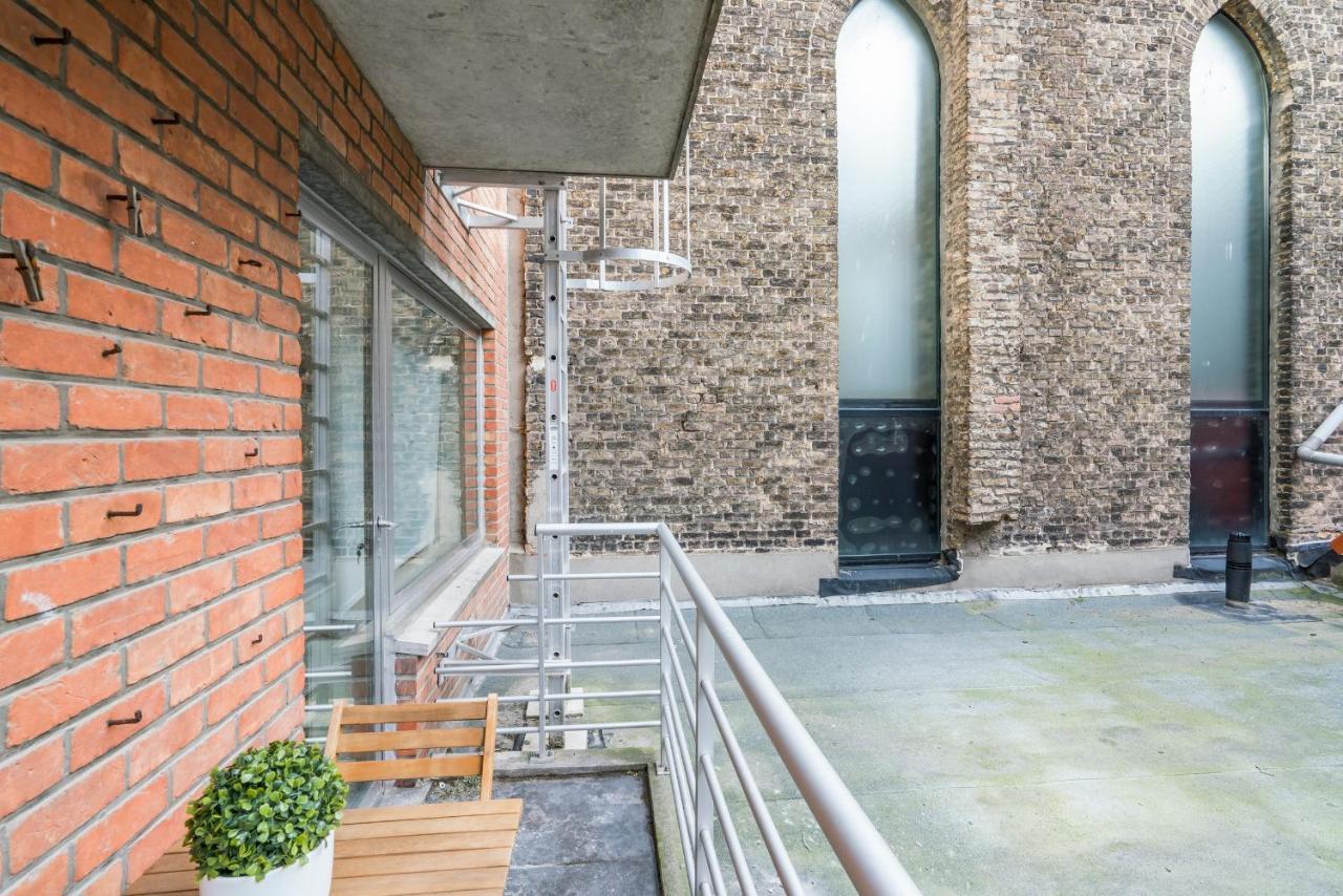 Ruim En Warm Appartement In De Winkelstraat Van Oostende Exterior photo
